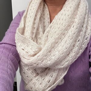 Soft Pink color  Knit infinity Scarf